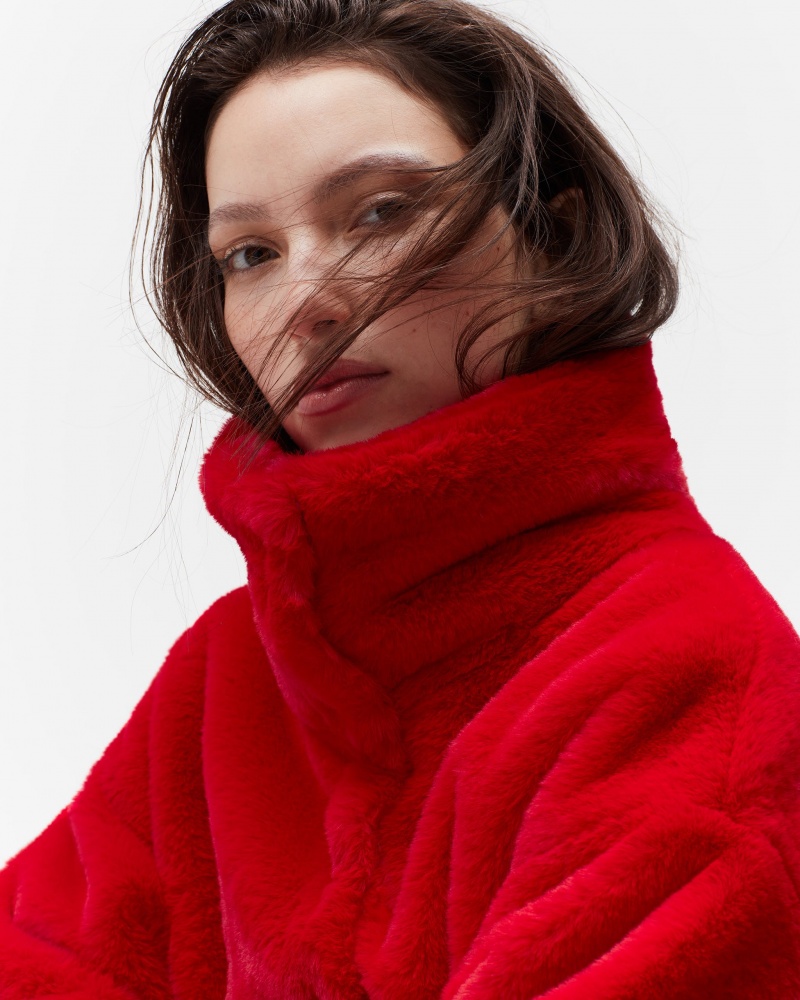 Perfect Moment Astrid Faux Fur Coat Rojos | OWA487052