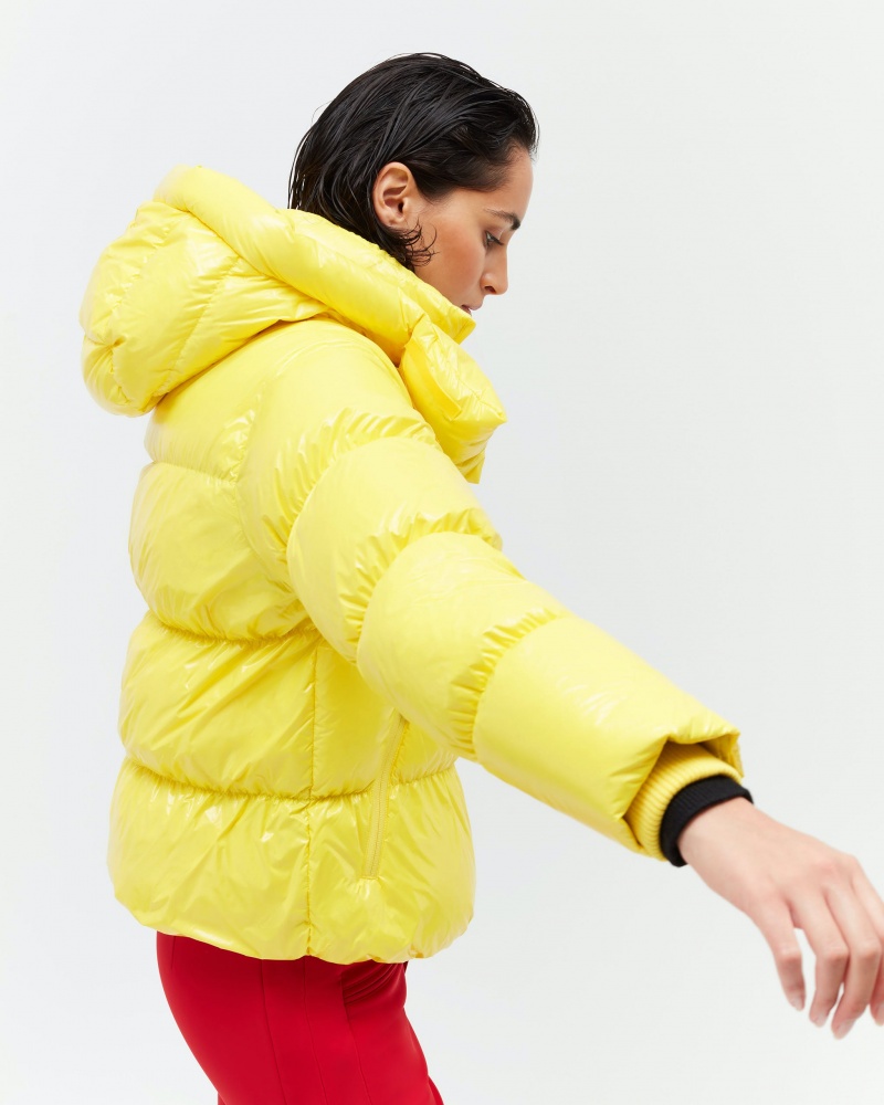 Perfect Moment January Down Jacket Amarillos | IOU860723